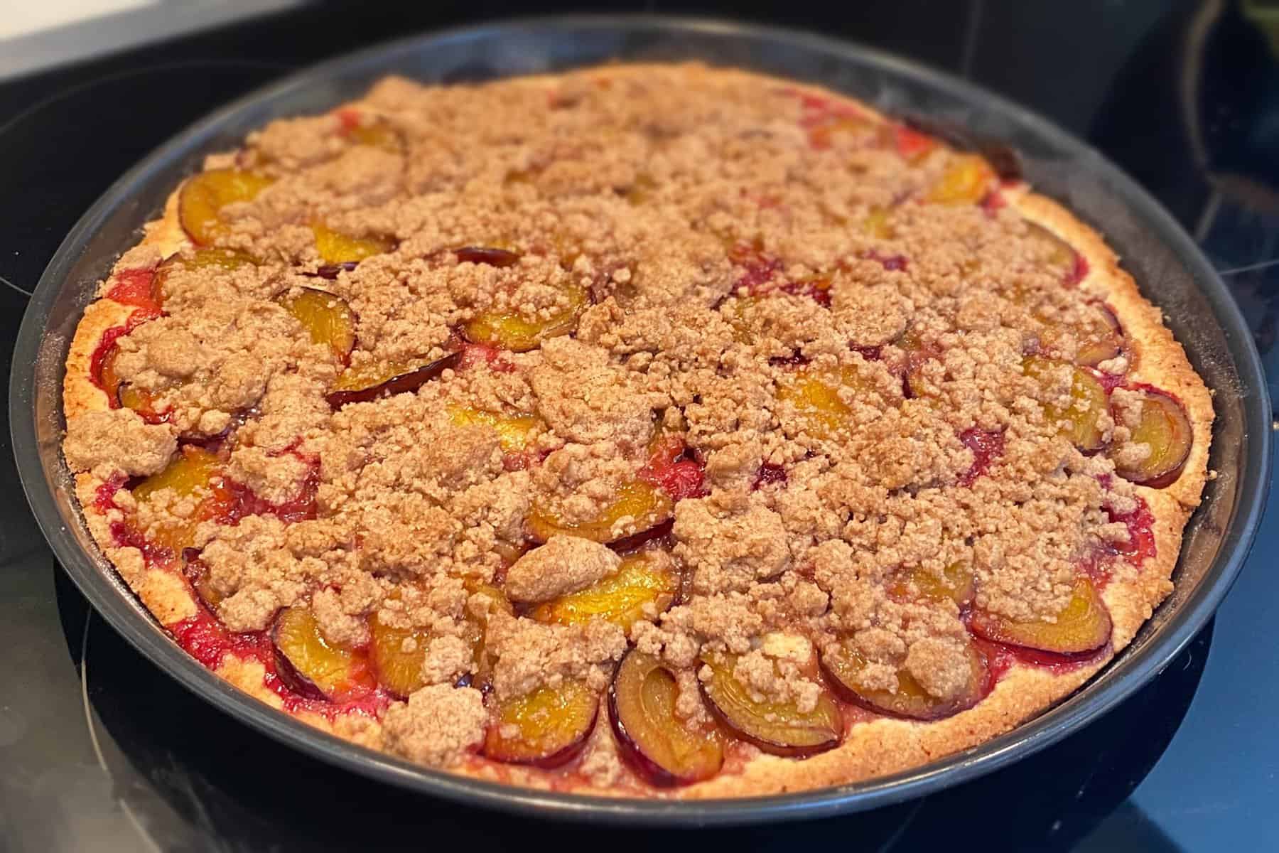 Zwetschgenkuchen mit Zimtstreuseln – Bild 3