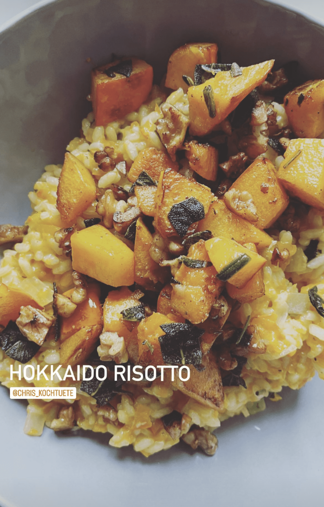 Kürbis-Risotto mit Chorizo bzw. Walnüssen – Bild 2