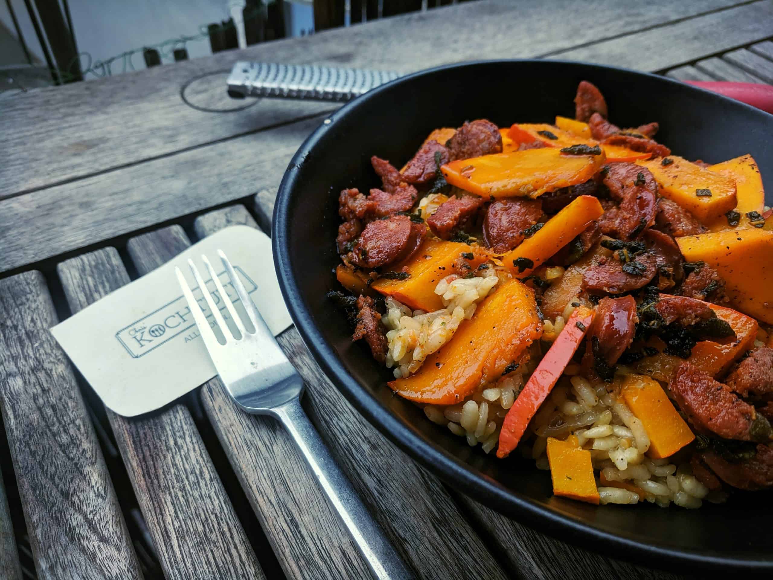 Kürbis-Risotto mit Chorizo bzw. Walnüssen